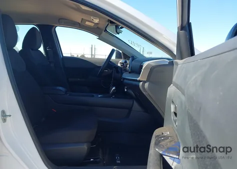 2025 Nissan Kicks S Fwd from USA, damaged, VIN 3N8AP6BA6SL391545